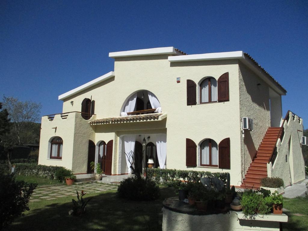 Villa Margherita Suite & Charme Pula Ngoại thất bức ảnh